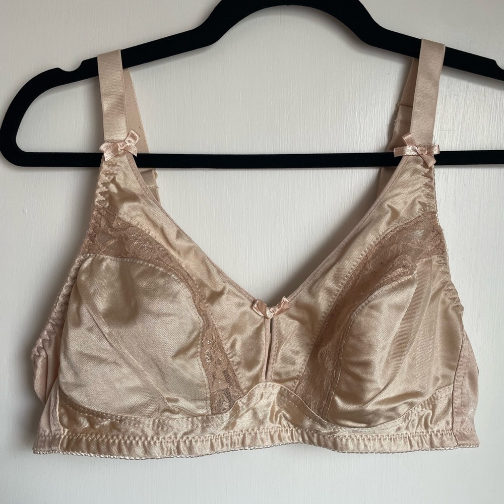Vintage Satin Lace Trim Bra in Beige 42A RARE SIZE